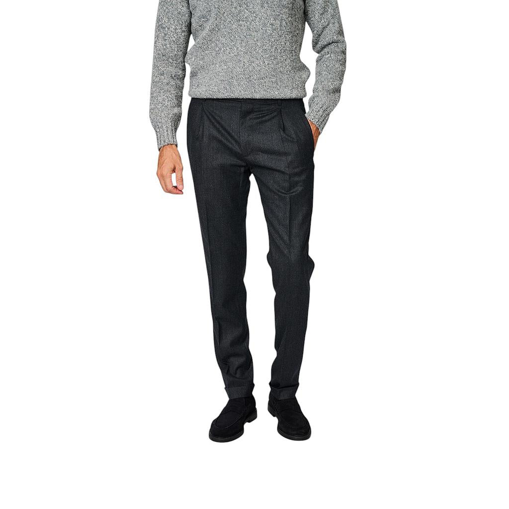 pantalon-berwich-pour-homme-gris-foncé-coupe-contemporaine-en-fannel