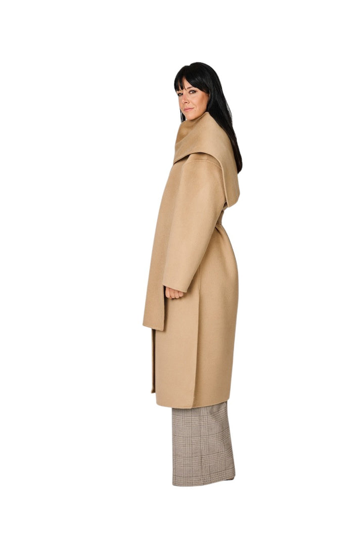 The Dynamis  Studio mantel jas dames camel DS22F26